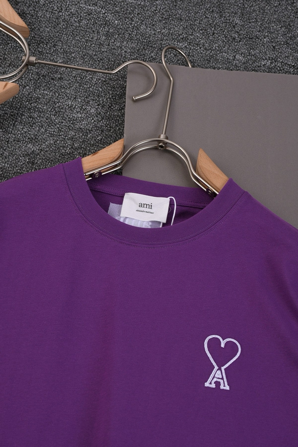 ブランドTシャツ背面デザイン